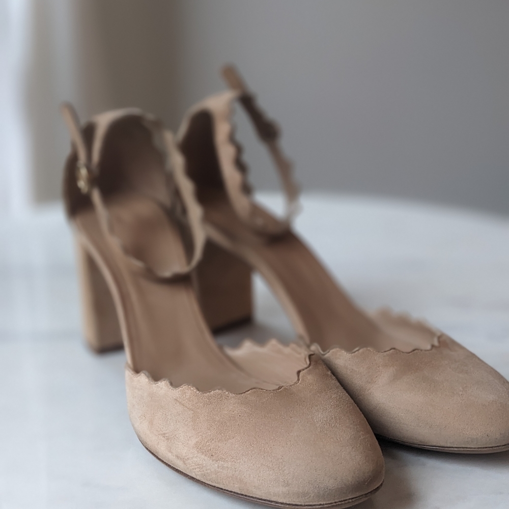 Chloe Scalloped Suede Block Heel Pumps in Nude
